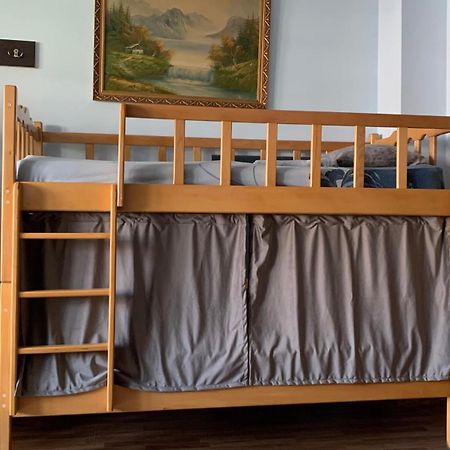Arm Hostel Jerevan Buitenkant foto