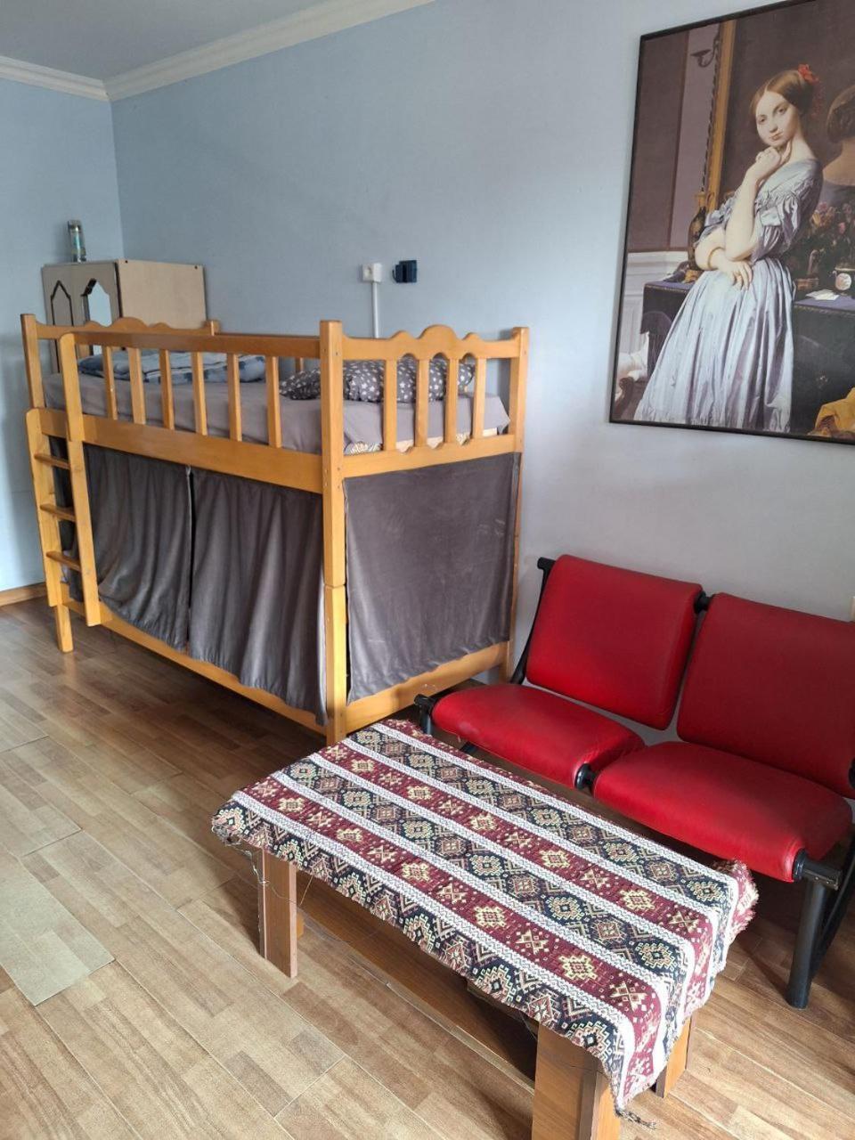 Arm Hostel Jerevan Buitenkant foto