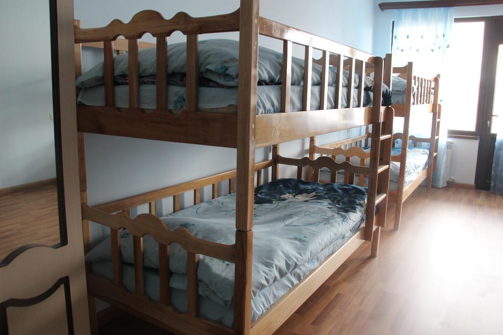 Arm Hostel Jerevan Buitenkant foto