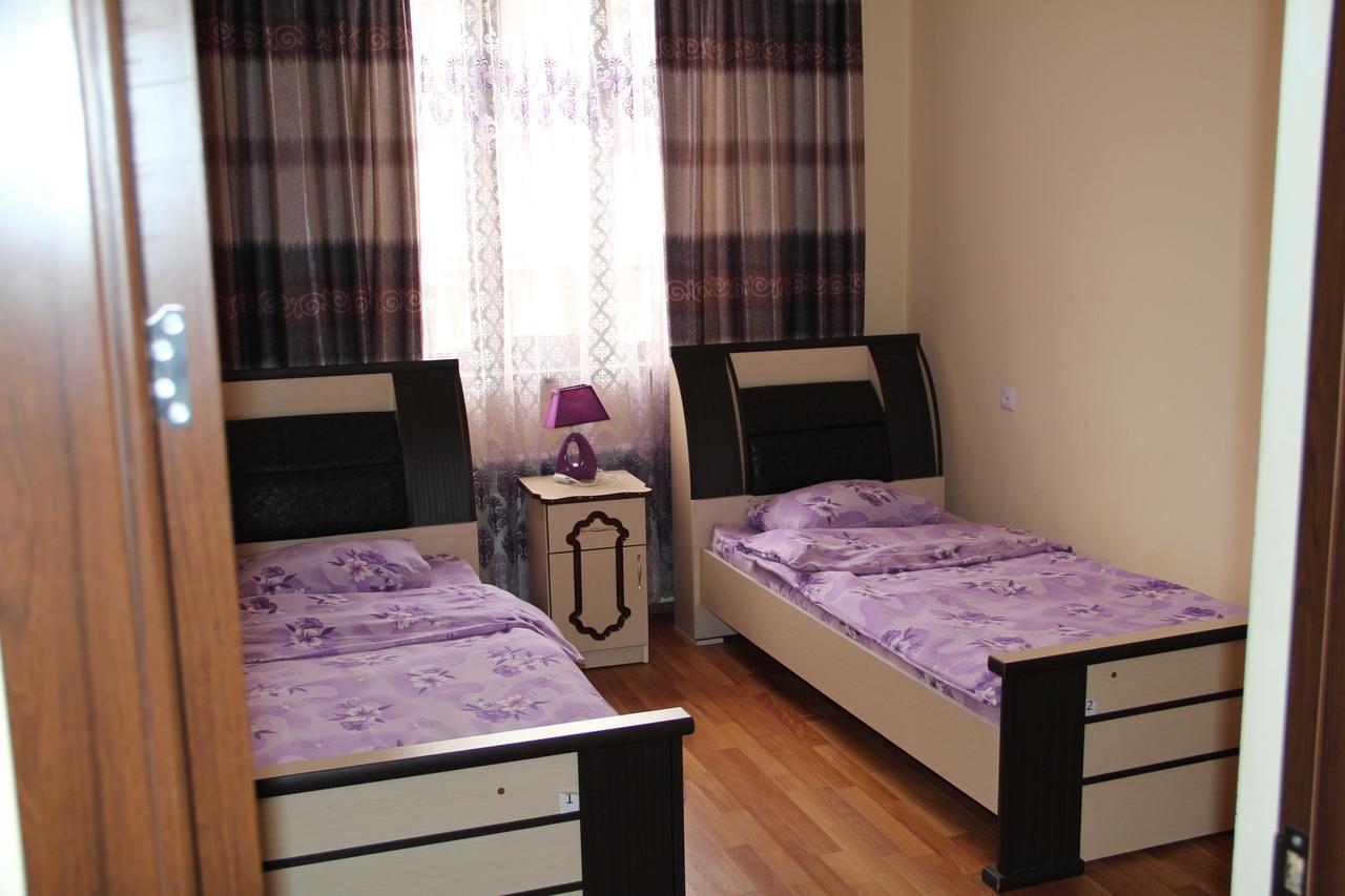 Arm Hostel Jerevan Buitenkant foto