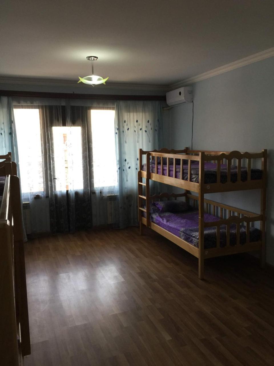 Arm Hostel Jerevan Buitenkant foto