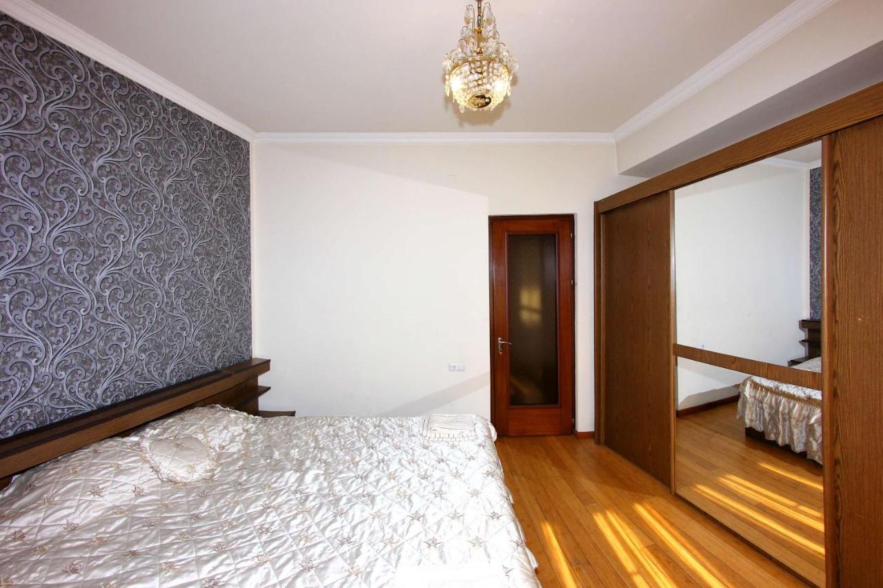 Arm Hostel Jerevan Buitenkant foto